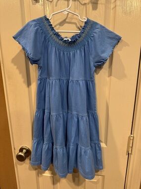 Hanna Andersson Girl’s Blue Smocked Neckline Dress. Sz 5-6